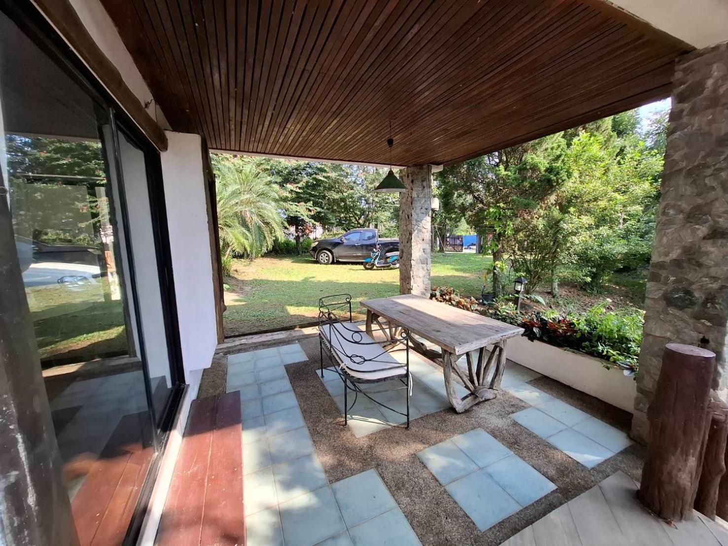 Balmy Hideout Cafe & Homestay Ban Huai Kaeo Exteriör bild