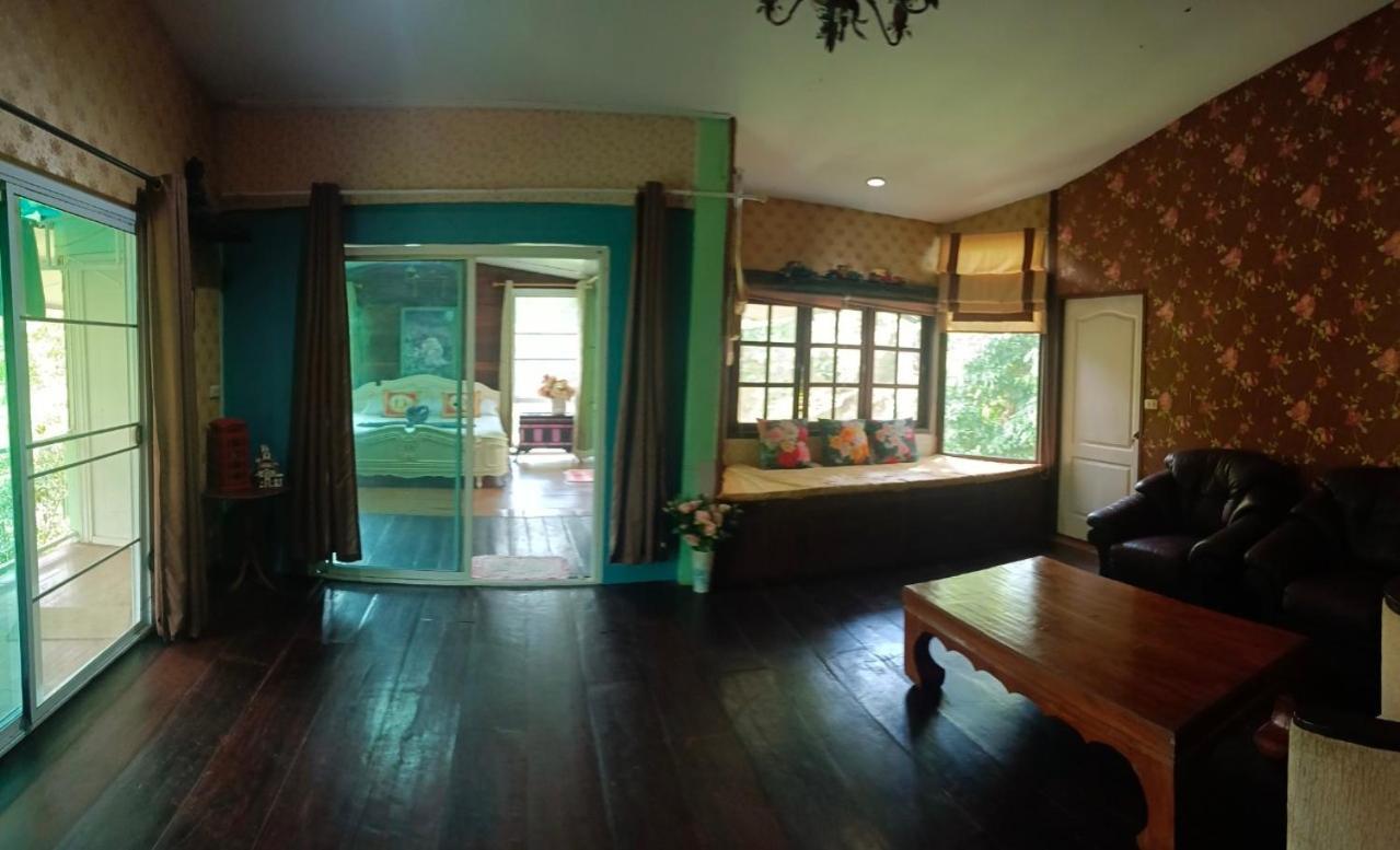 Balmy Hideout Cafe & Homestay Ban Huai Kaeo Exteriör bild